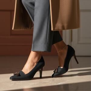 Ralph Lauren Caryl Gray Wool Flannel Pumps with Brown Suede Trim & Tassels Sz 10